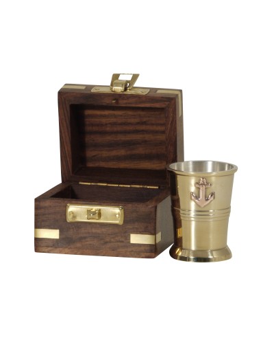 Vaso de licor 3 cl. in wooden gift box
